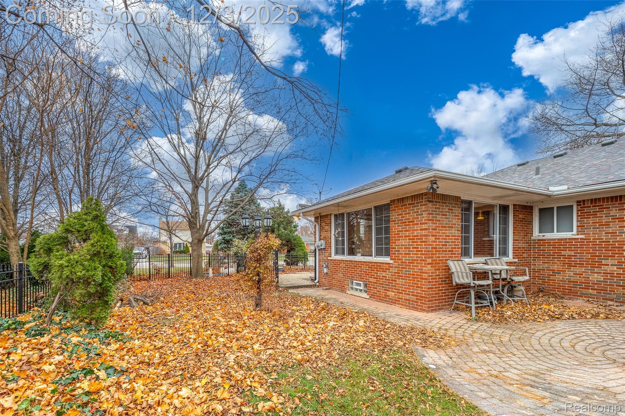 Roseville, Michigan 48066, United States, 3 Bedrooms Bedrooms, ,3 BathroomsBathrooms,Residential,Coming Soon,249498