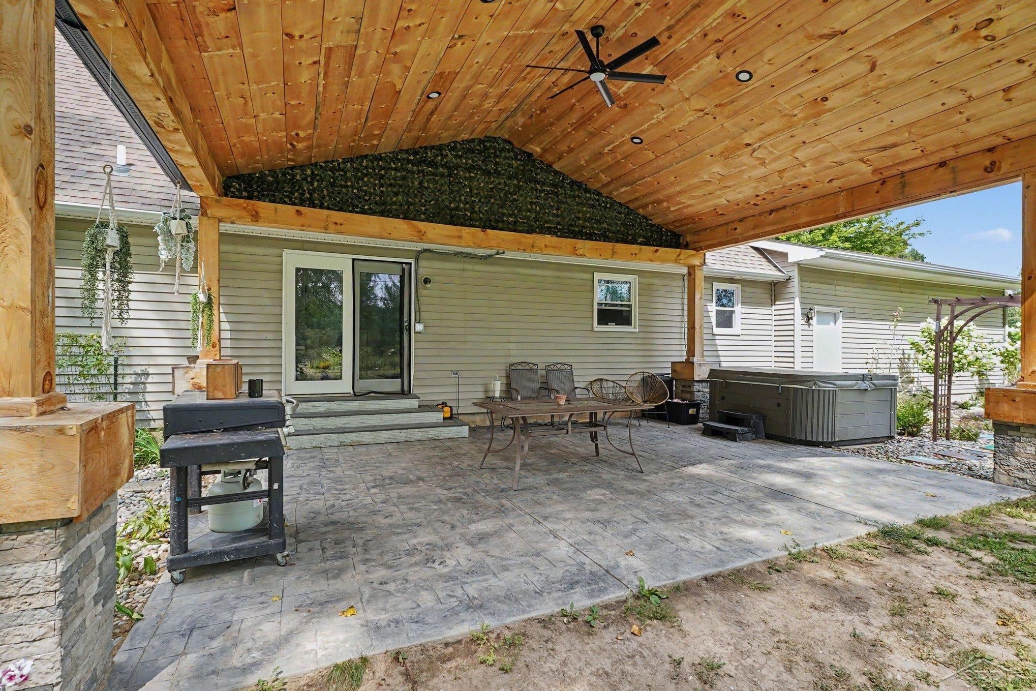 1632 E Miller Road