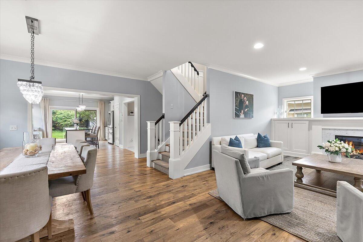 548 Lovett Avenue SE