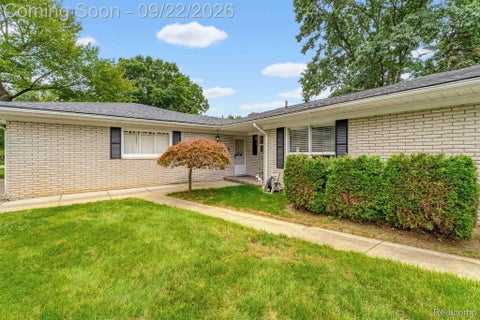 Photo of 56600 North Avenue, Macomb Township, MI 48042 (MLS # 20261075254)