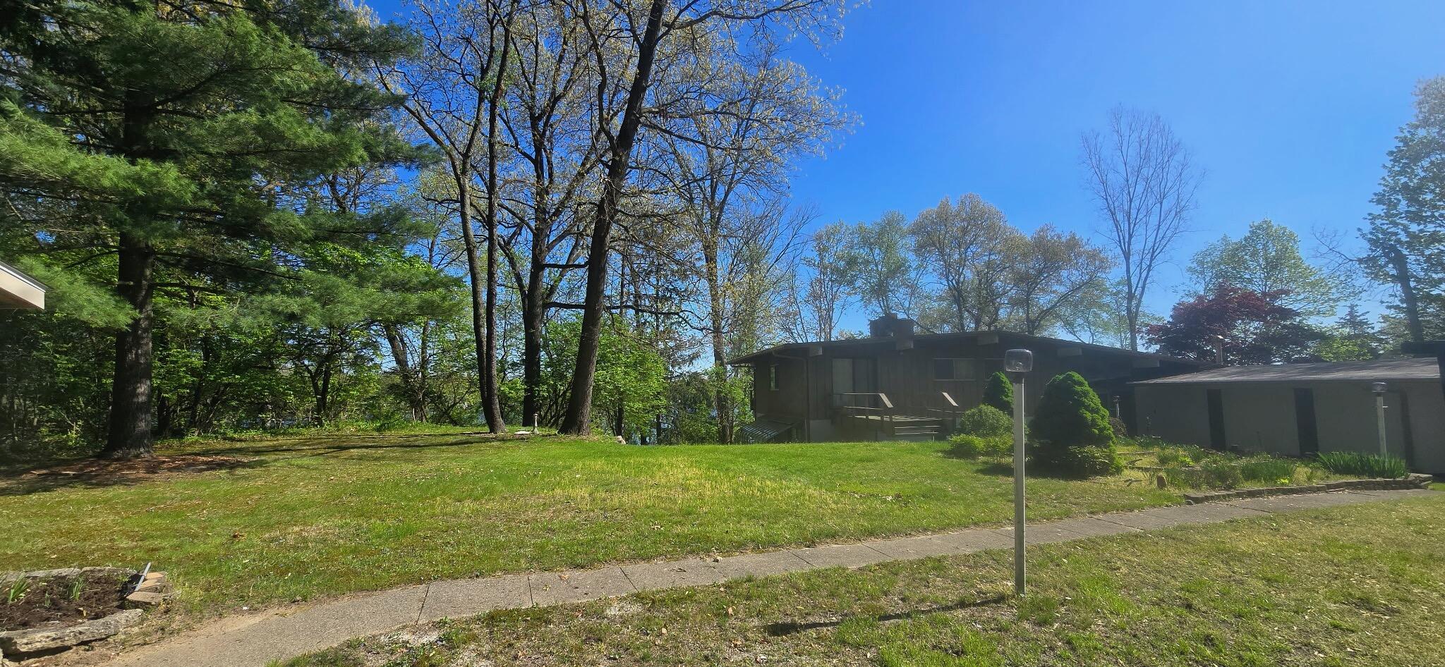 816 Browns Lake Road