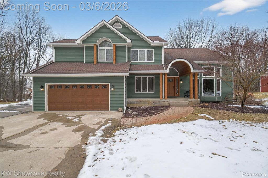 Photo of 2031 Saint Clair Drive, Highland Charter Township, MI 48357 (MLS # 20261013623)