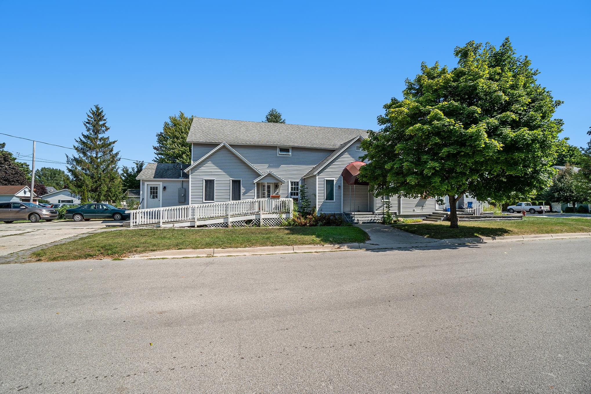 803 Forest Avenue