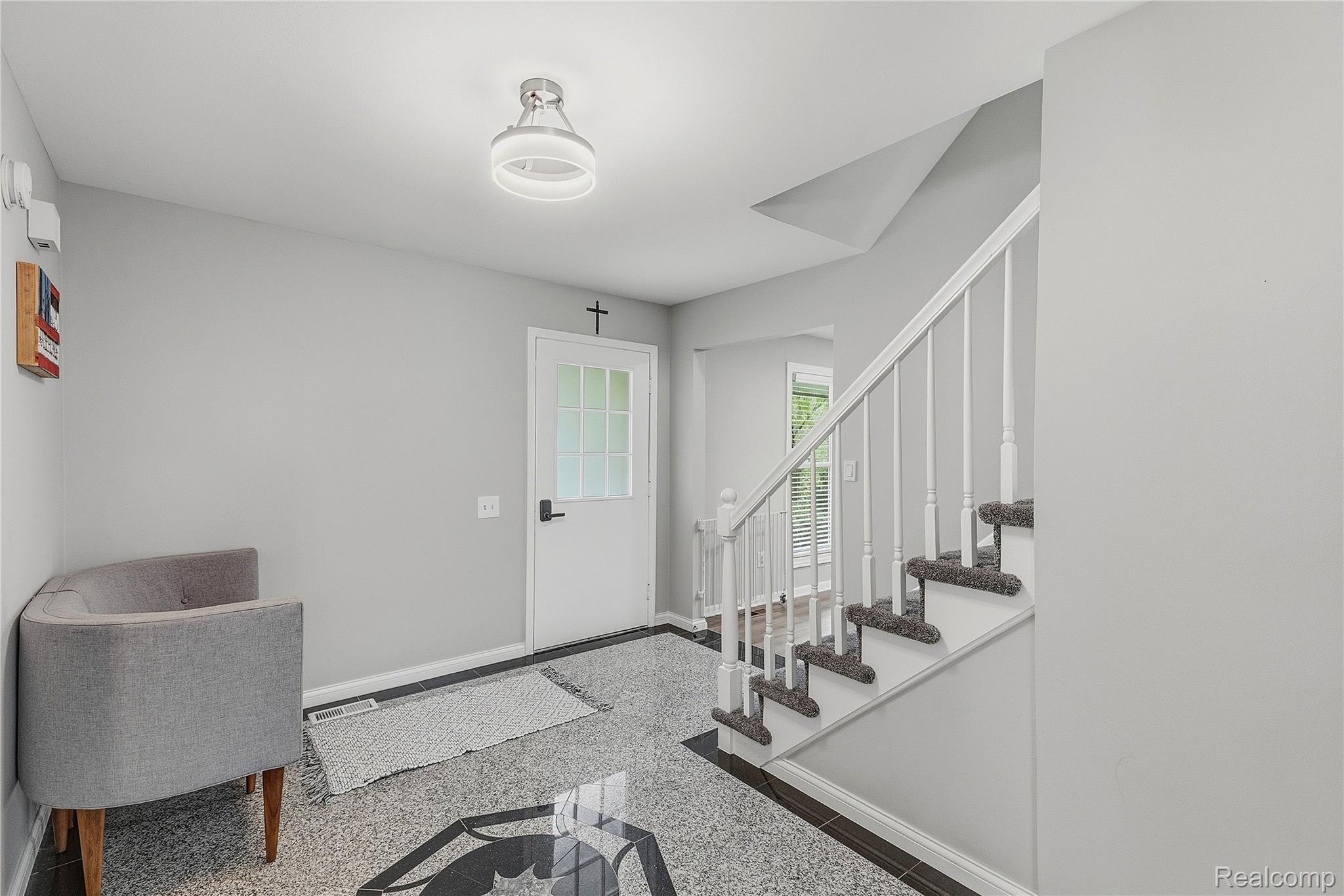 3495 Macnichol Trail