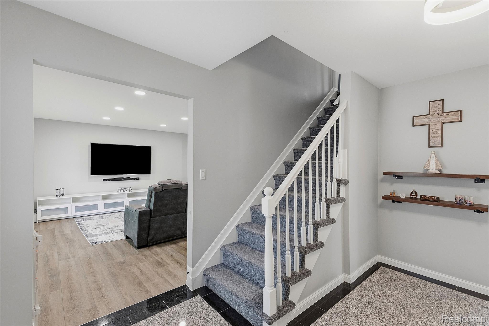 3495 Macnichol Trail
