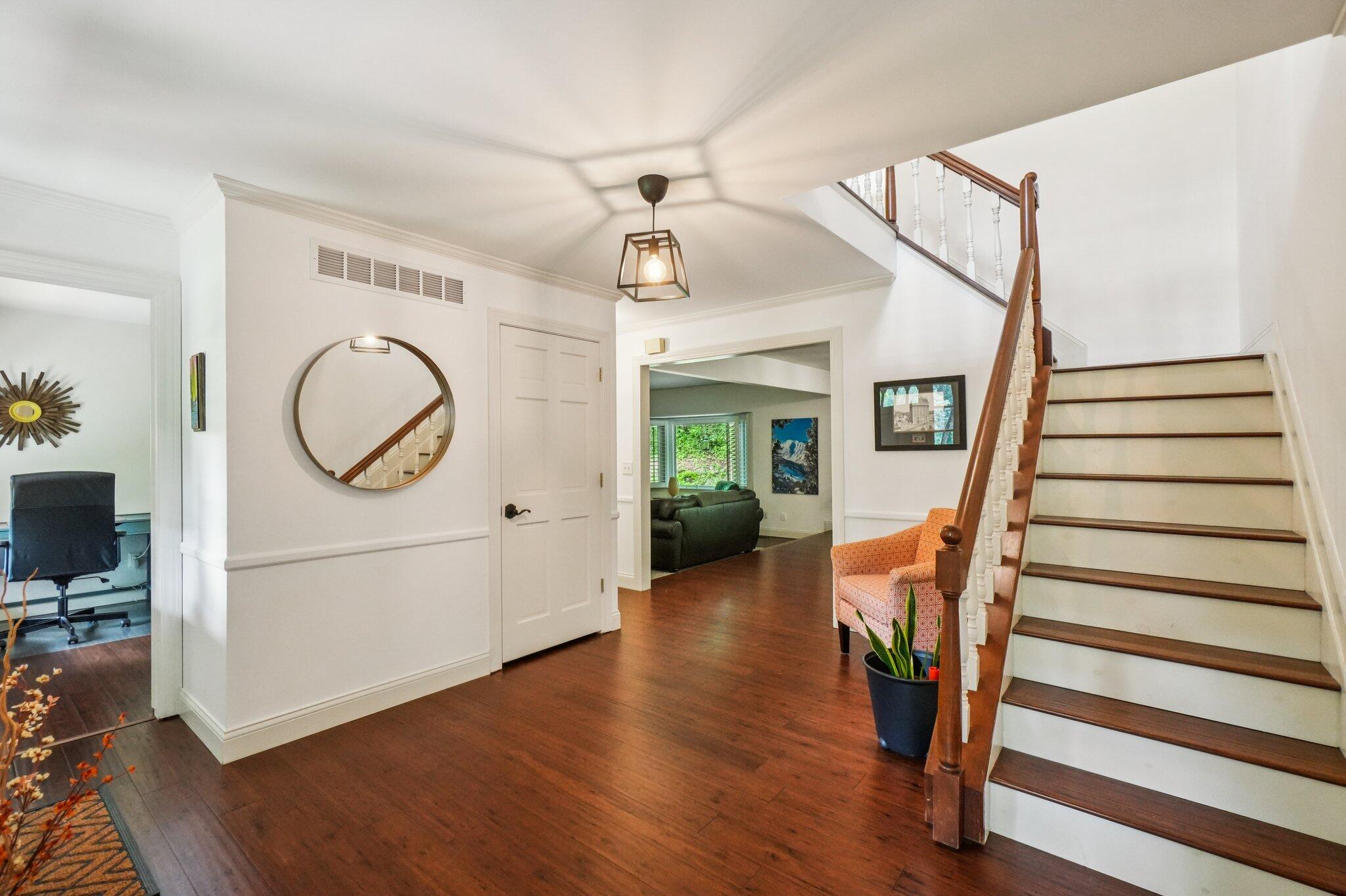 6047 Sundance Trail