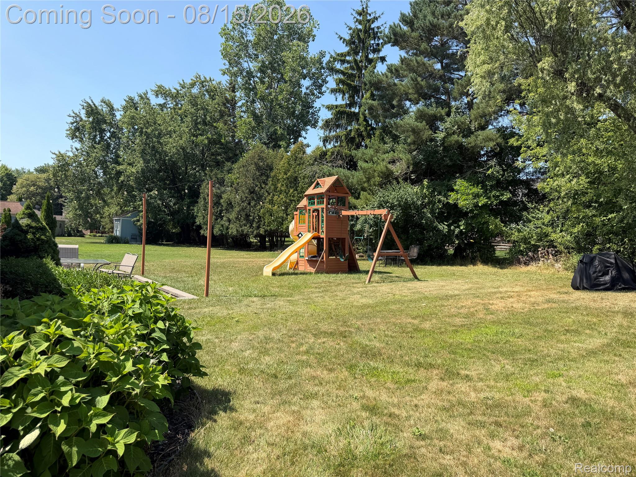 385 Arlington Drive
