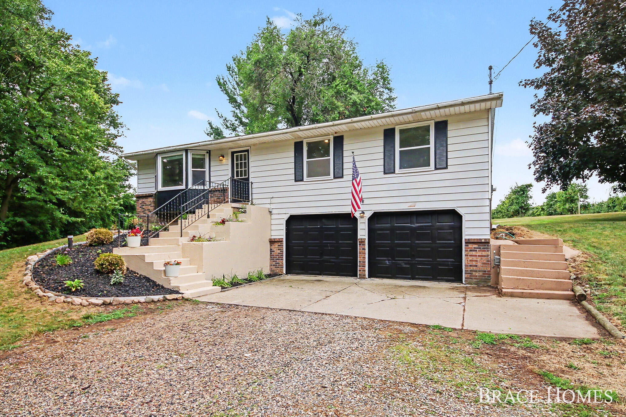 2880 15 Mile Road NW