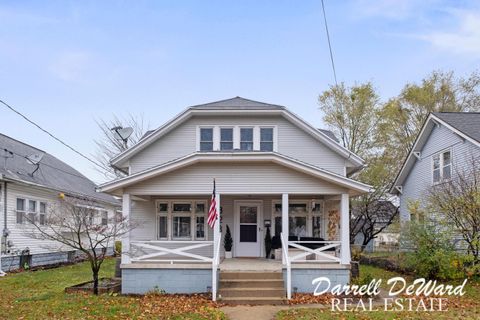 823 Webster Street NW Grand Rapids City MI 49504