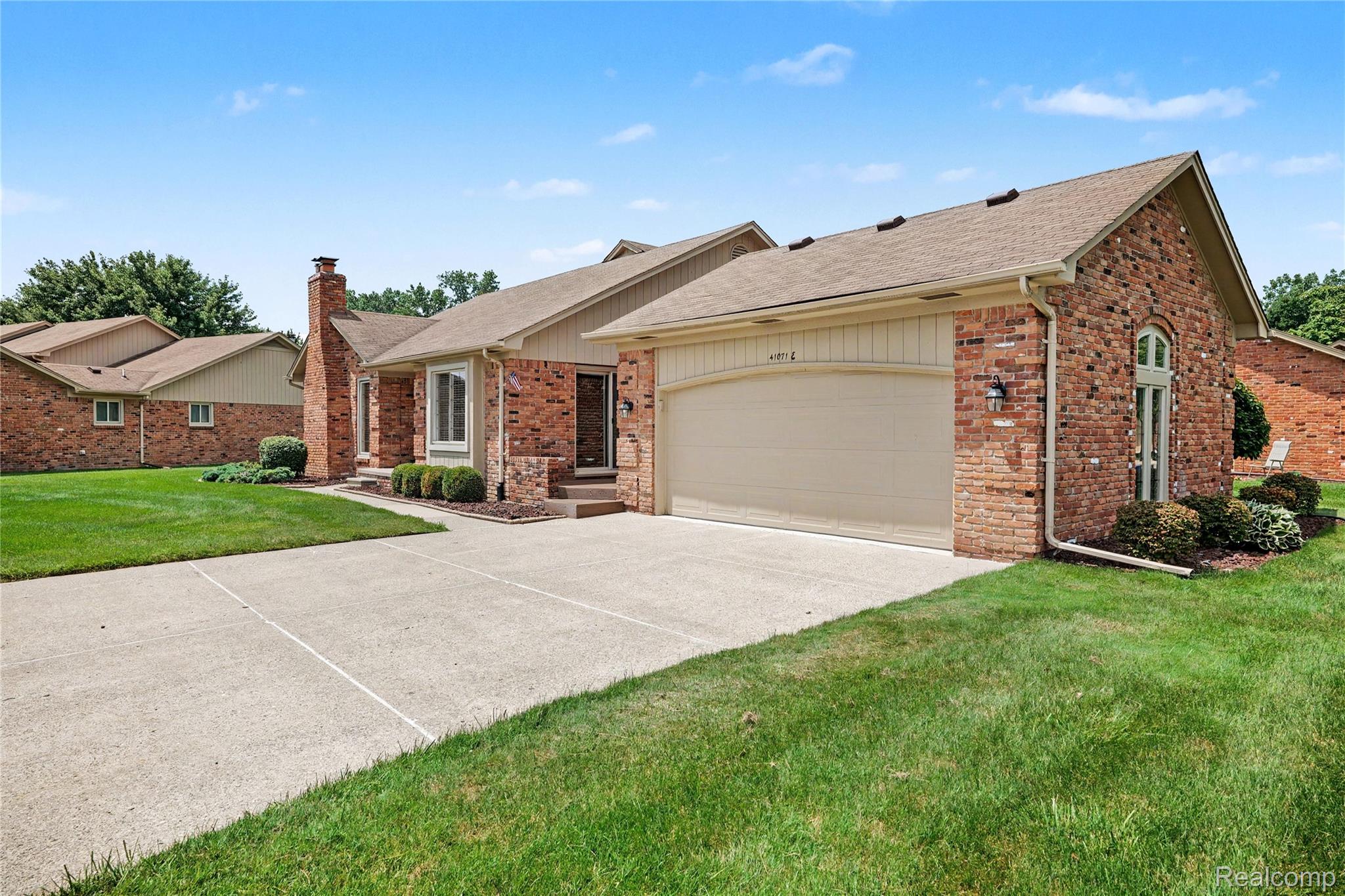 41071 E Rosewood Drive
