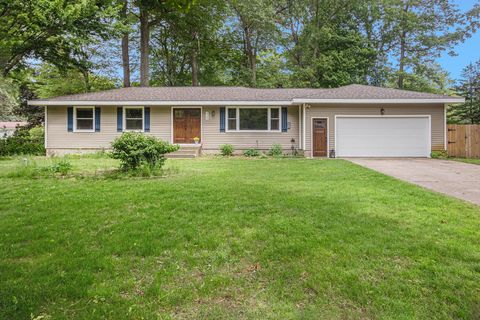 920 Cheboygan Drive Laketon Township MI 49445
