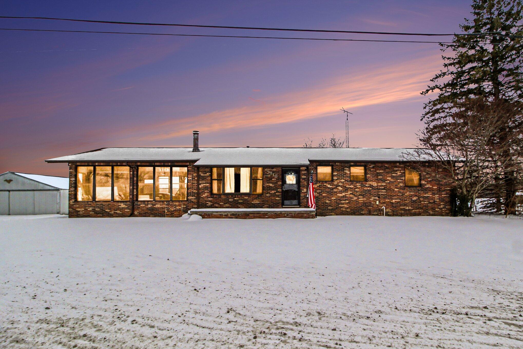 7916 Milan Oakville Road