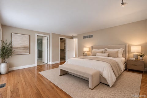 Tiny photo for 2564 Charel Court, West Bloomfield Charter Township, MI 48324 (MLS # 20261084648)