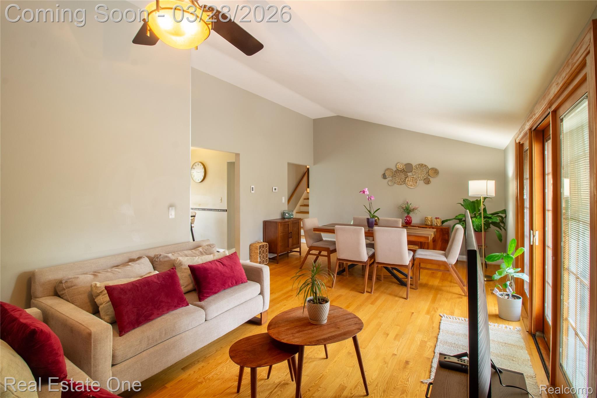 28781 Ravenwood Street