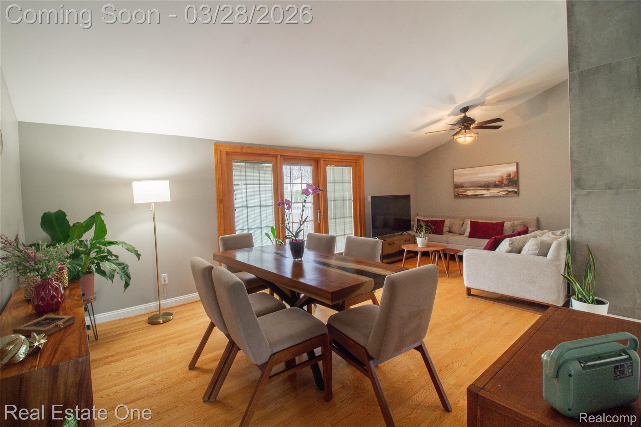 28781 Ravenwood Street