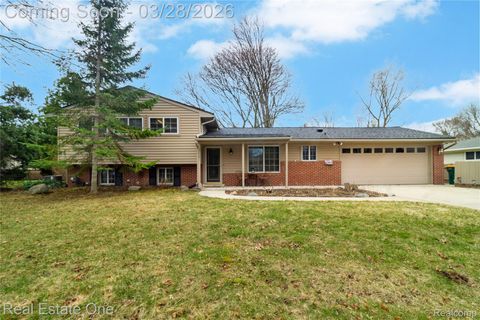 28781 Ravenwood Street Farmington Hills City MI 48334