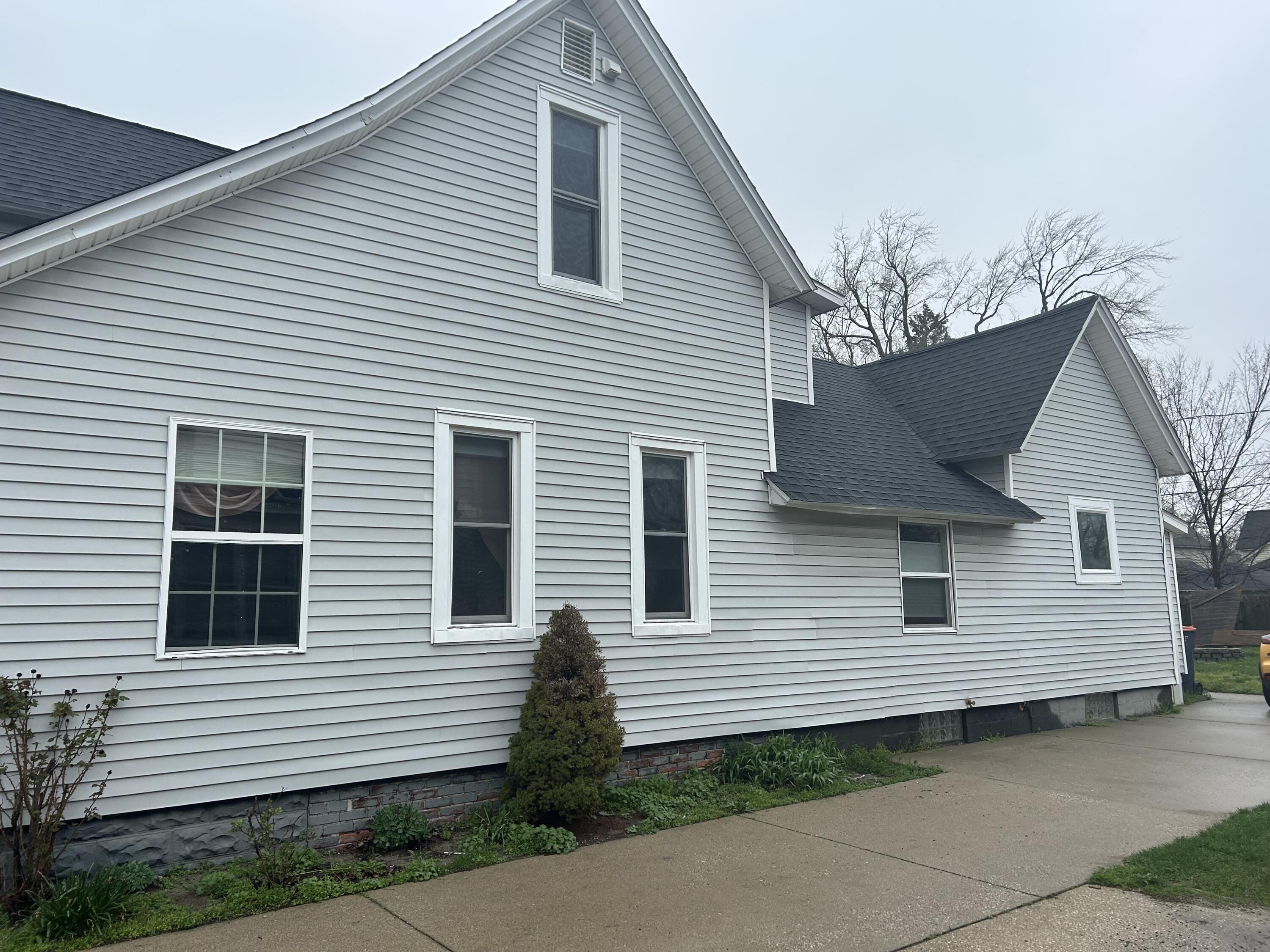 45 E 18th Street