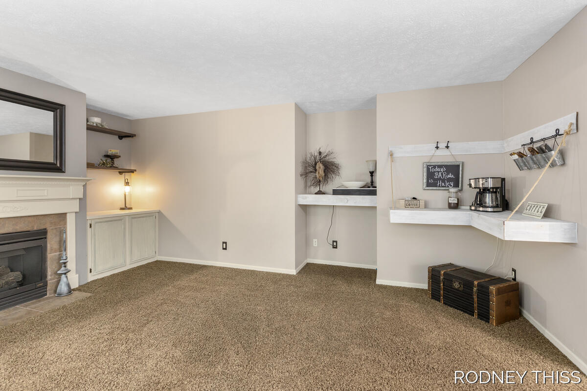 11576 Spruceview Drive