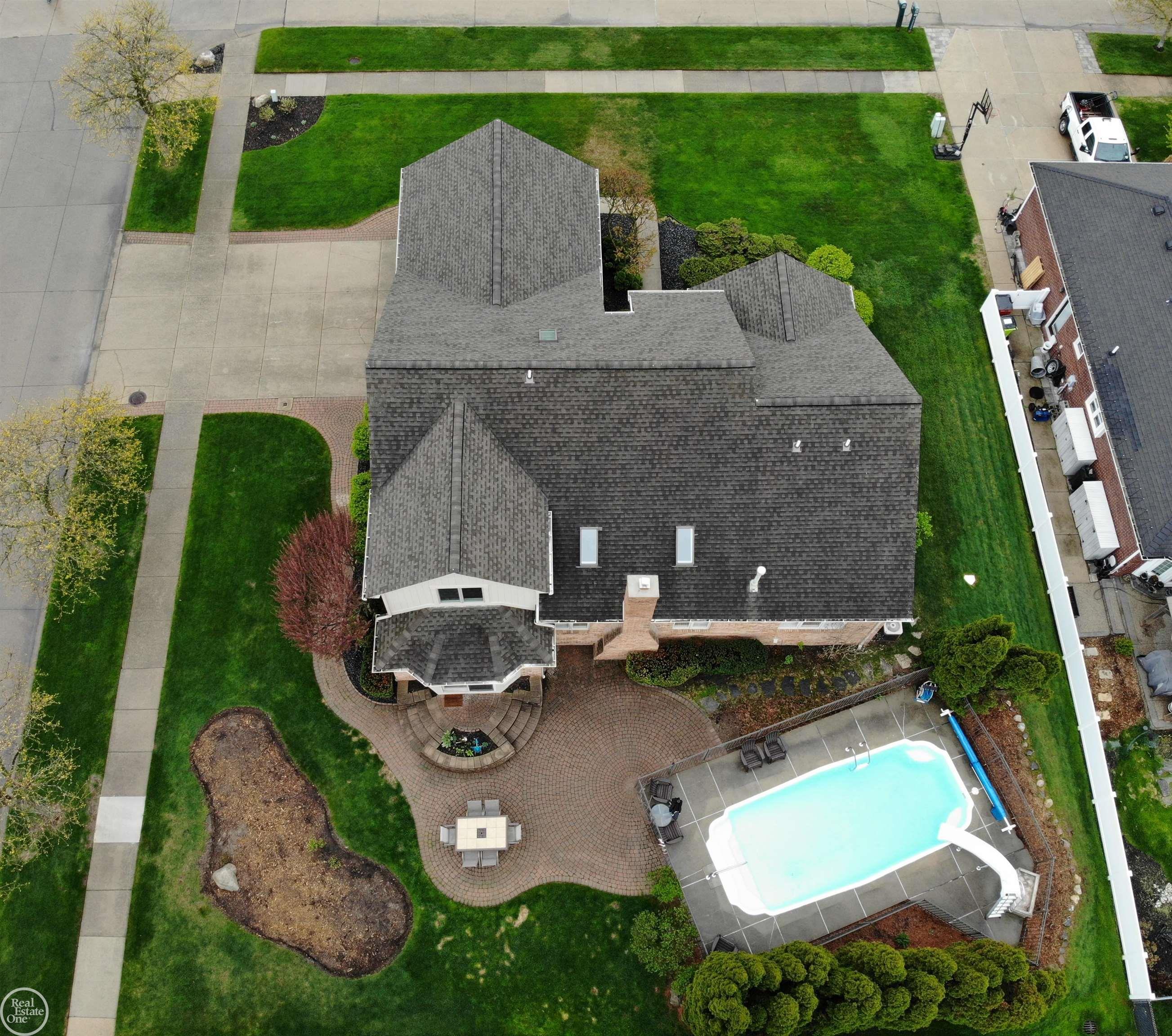 17385 Hillcrest Drive