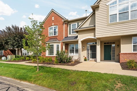 Tiny photo for 713 Abbington Court, Genoa Township, MI 48843 (MLS # 81026045647)