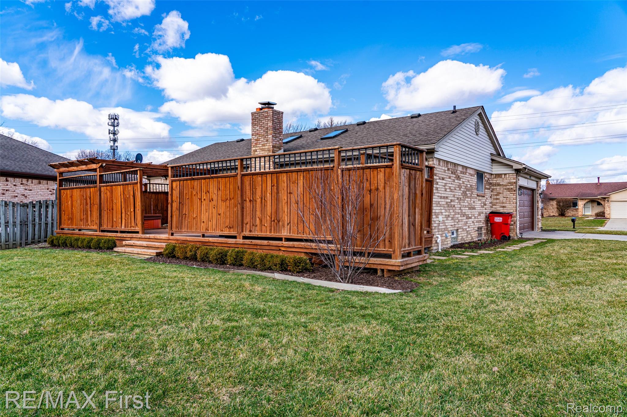 46788 Peach Grove Avenue