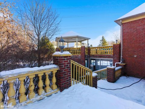 Tiny photo for 53792 Dominique Court, Shelby Charter Township, MI 48315 (MLS # 58050196396)