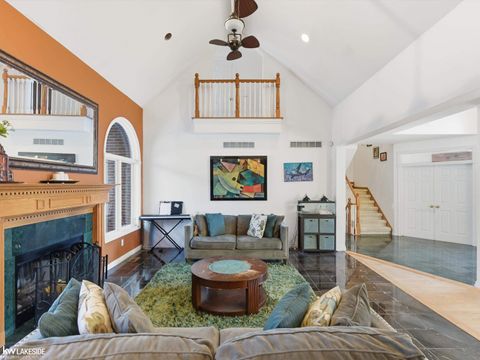 Tiny photo for 53792 Dominique Court, Shelby Charter Township, MI 48315 (MLS # 58050196396)