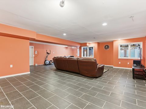 Tiny photo for 53792 Dominique Court, Shelby Charter Township, MI 48315 (MLS # 58050196396)