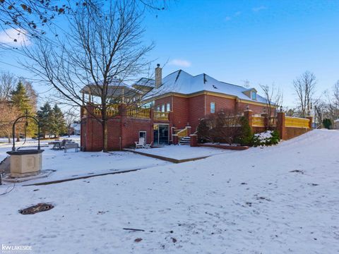 Tiny photo for 53792 Dominique Court, Shelby Charter Township, MI 48315 (MLS # 58050196396)