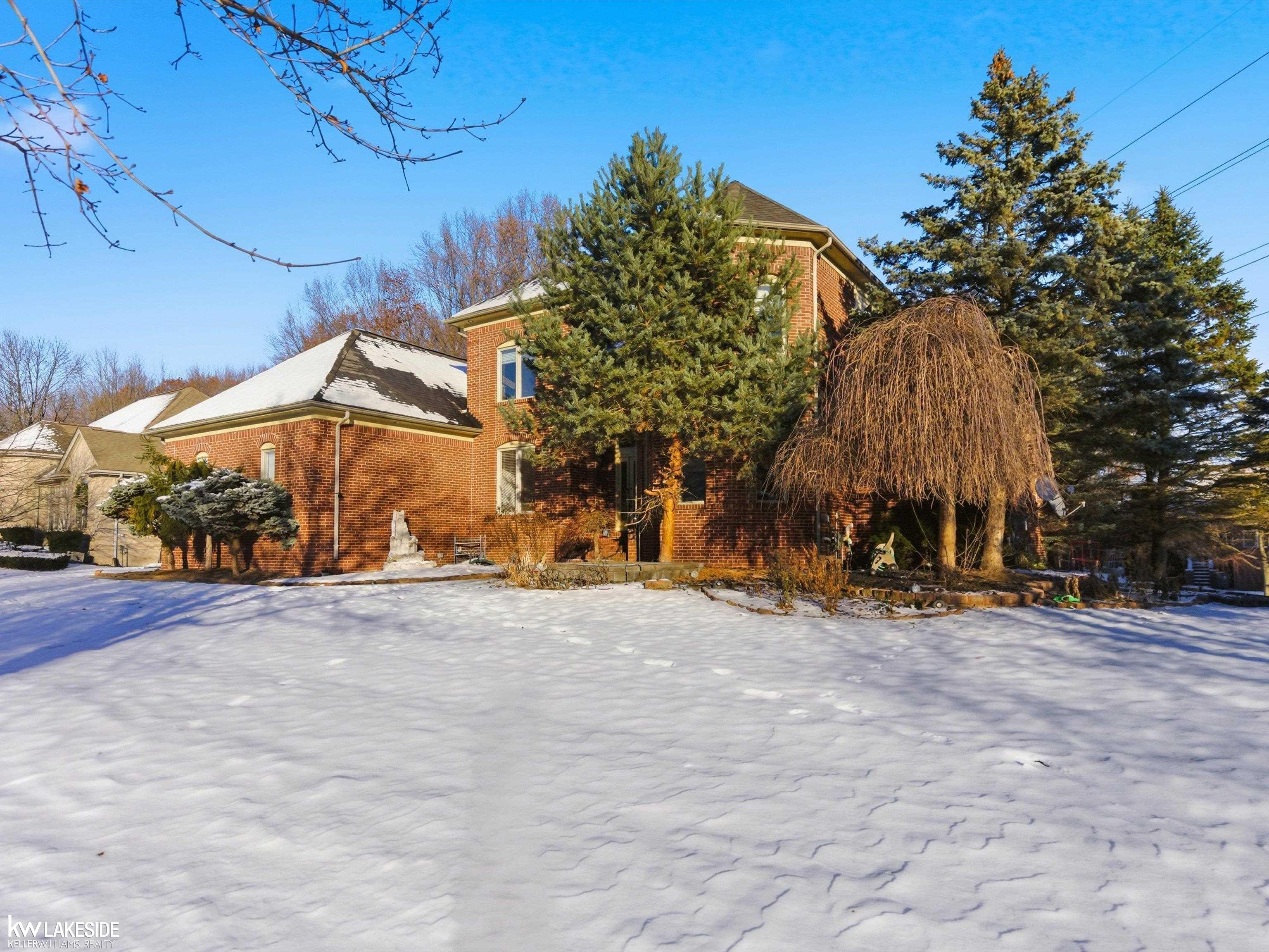 53792 Dominique Court