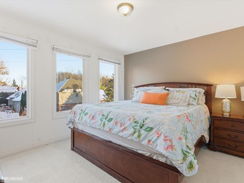 Tiny photo for 53792 Dominique Court, Shelby Charter Township, MI 48315 (MLS # 58050196396)