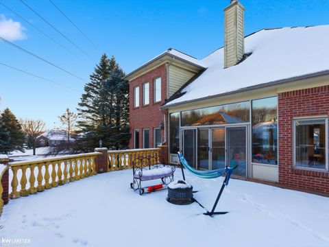 Tiny photo for 53792 Dominique Court, Shelby Charter Township, MI 48315 (MLS # 58050196396)