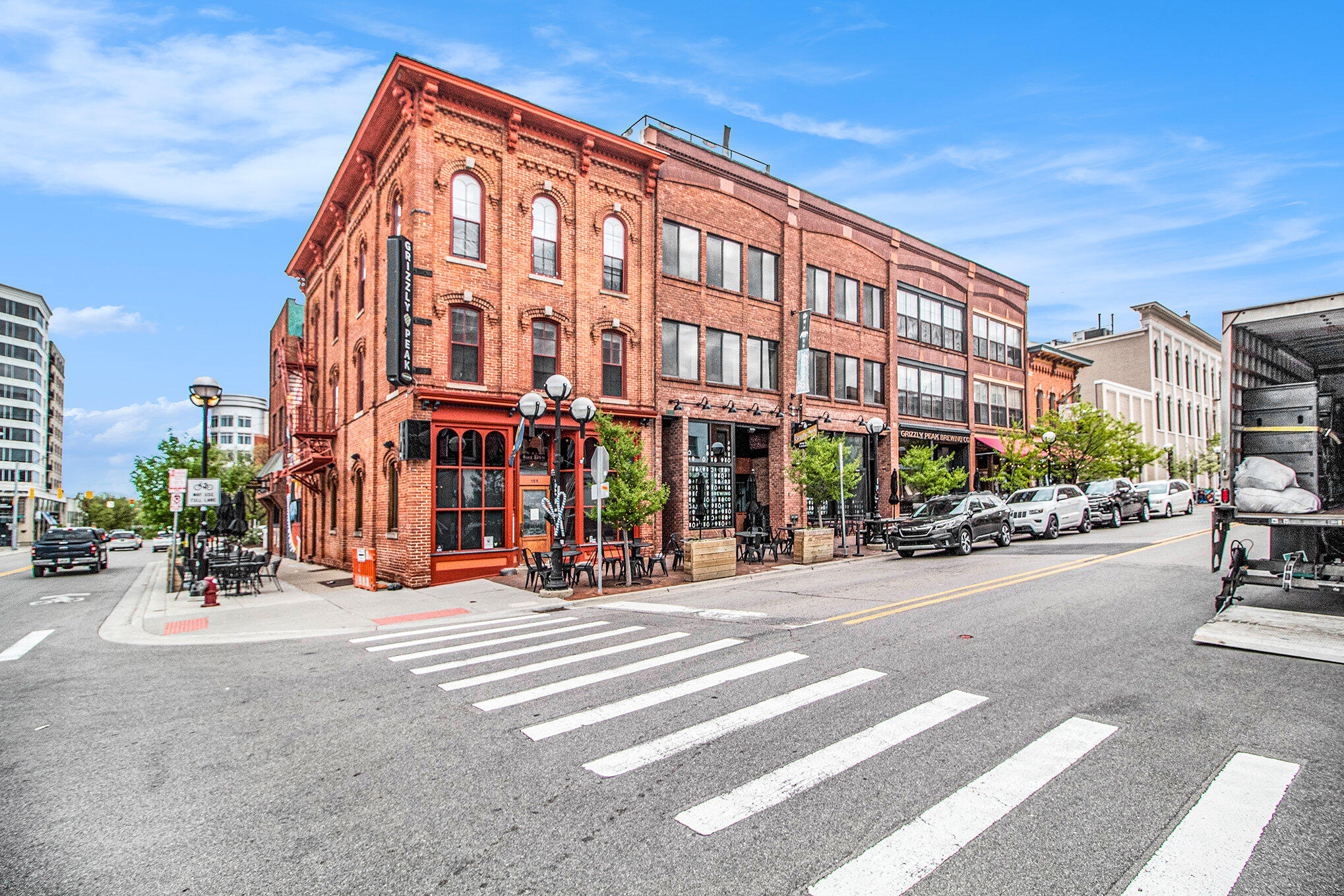 120 W Washington Street Unit F