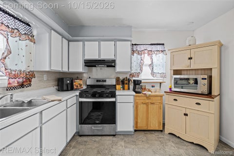 Tiny photo for 2138 E Schumacher Avenue, Burton City, MI 48529 (MLS # 20261083022)