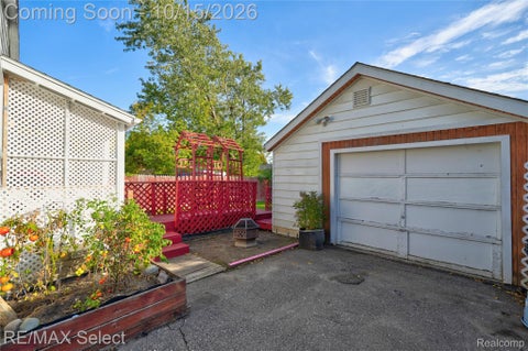 Tiny photo for 2138 E Schumacher Avenue, Burton City, MI 48529 (MLS # 20261083022)