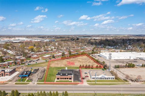 1065 N Perry Street Pontiac City MI 48340