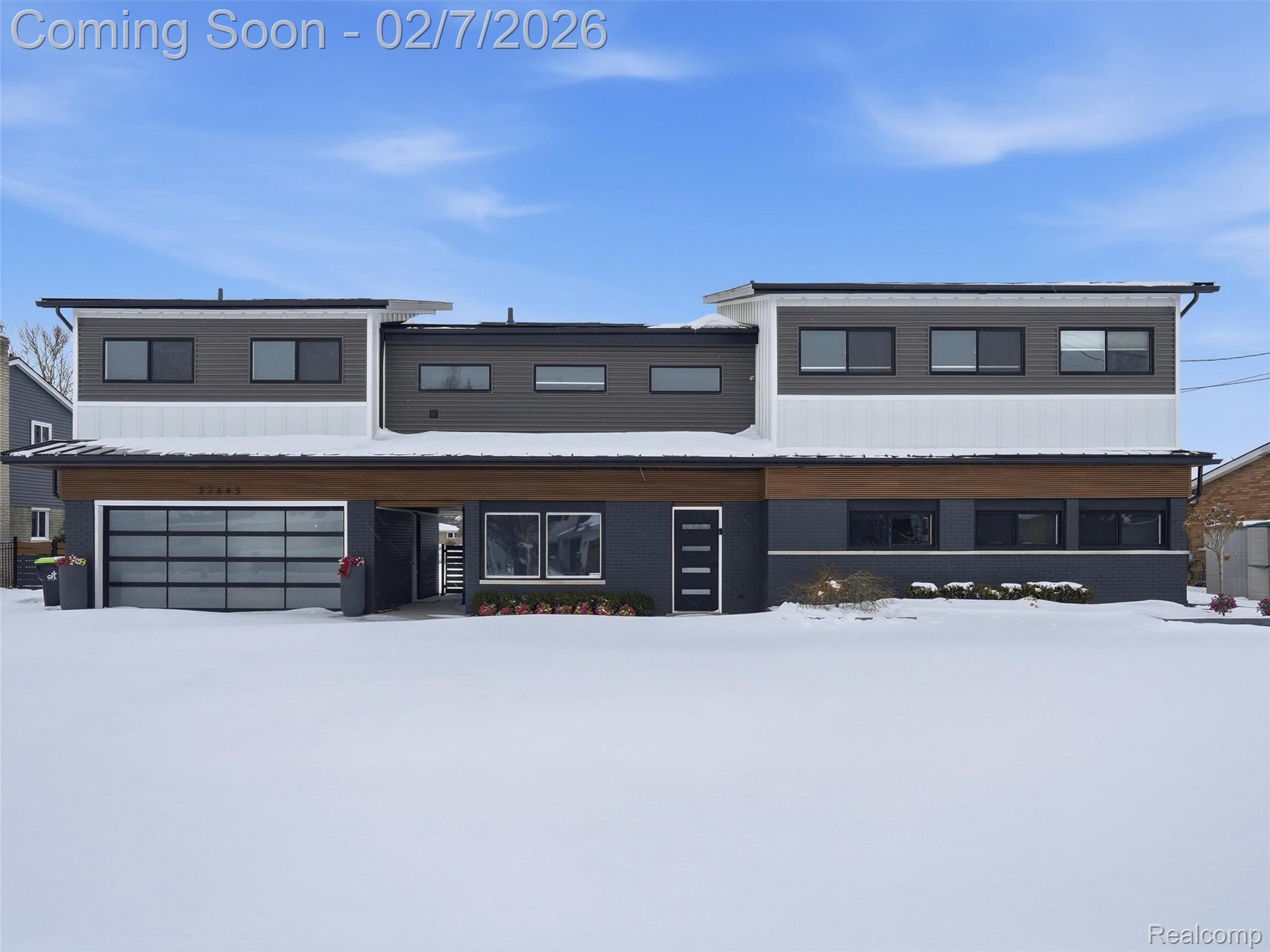 37645 Lakeville Street