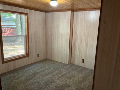 A home in RoscommonTownship_Roscommon