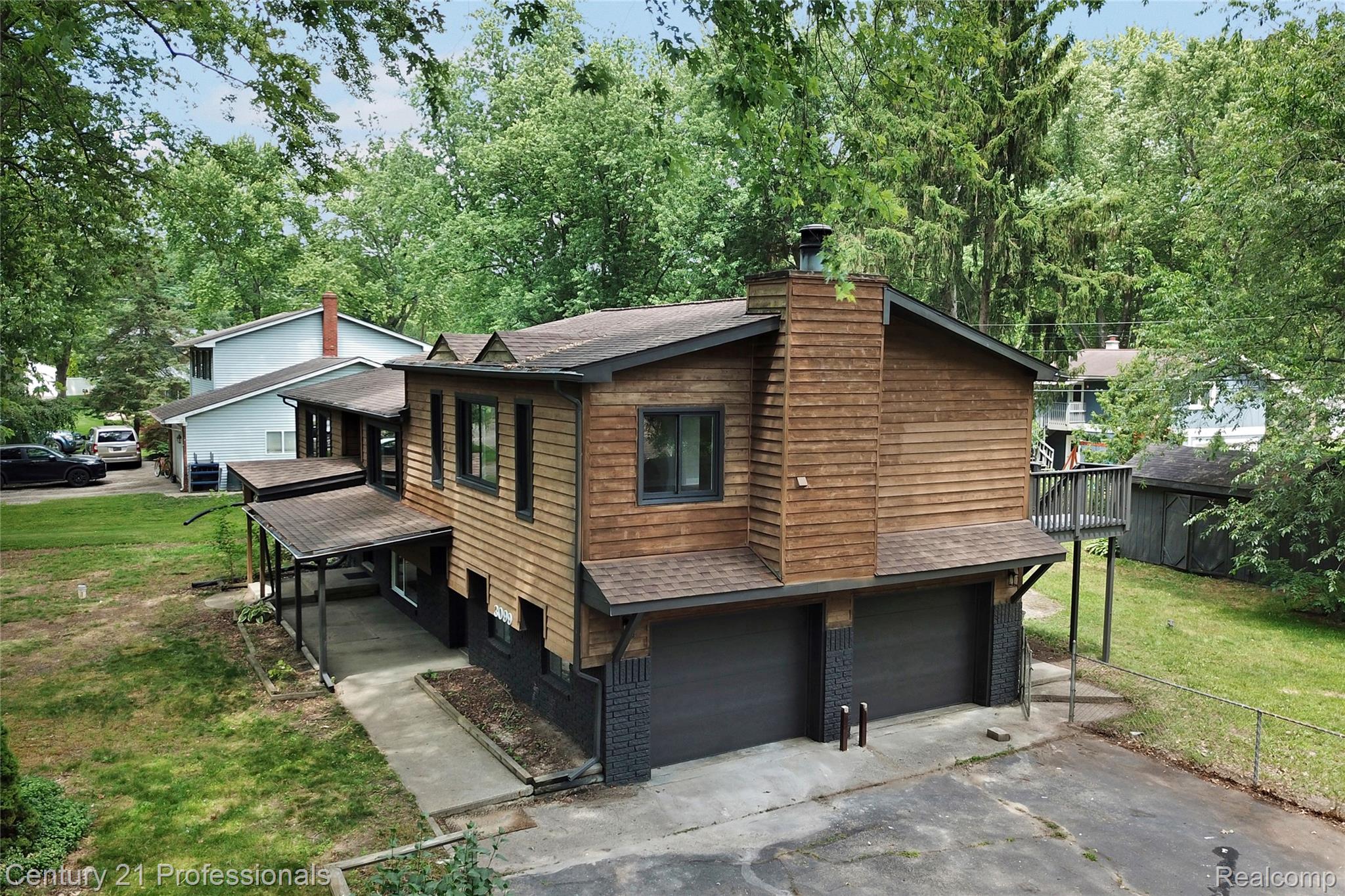 3099 Chenoa Street
