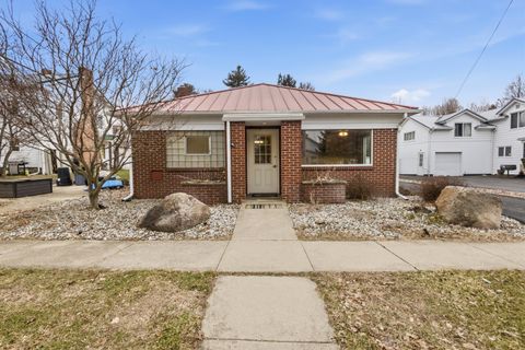 214 South Street Jonesville City MI 49250