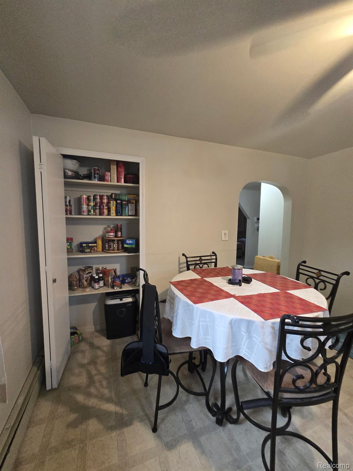 Roseville City, Michigan 48066, United States, 3 Bedrooms Bedrooms, ,1 BathroomBathrooms,Residential,Active,192963