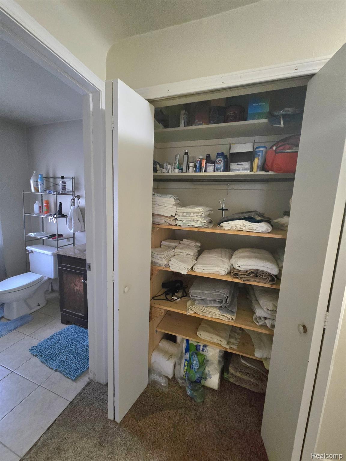 Roseville City, Michigan 48066, United States, 3 Bedrooms Bedrooms, ,1 BathroomBathrooms,Residential,Active,192963