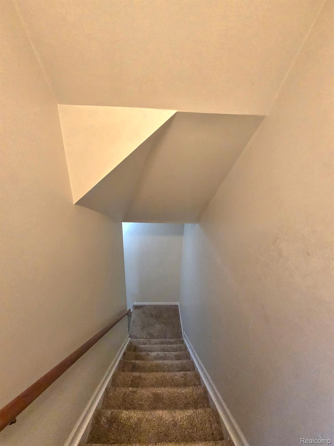 Roseville City, Michigan 48066, United States, 3 Bedrooms Bedrooms, ,1 BathroomBathrooms,Residential,Active,192963