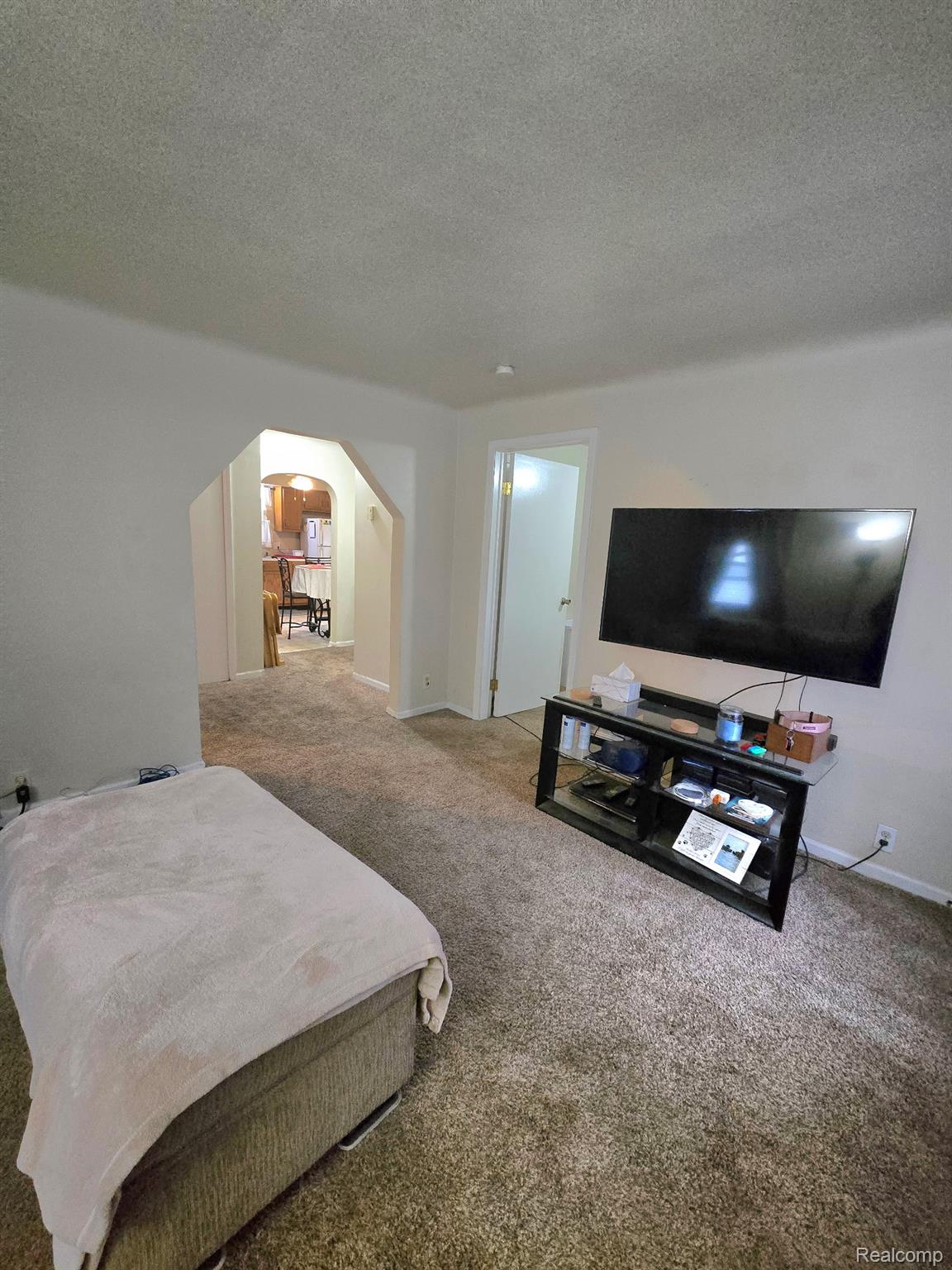 Roseville City, Michigan 48066, United States, 3 Bedrooms Bedrooms, ,1 BathroomBathrooms,Residential,Active,192963