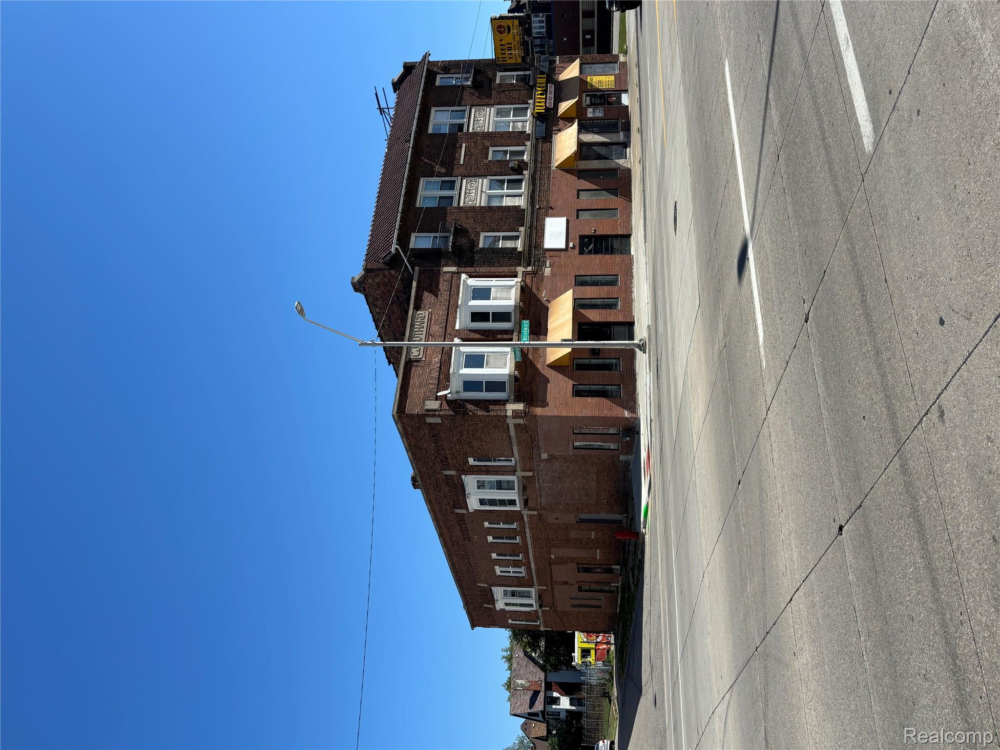 8296 Woodward Avenue