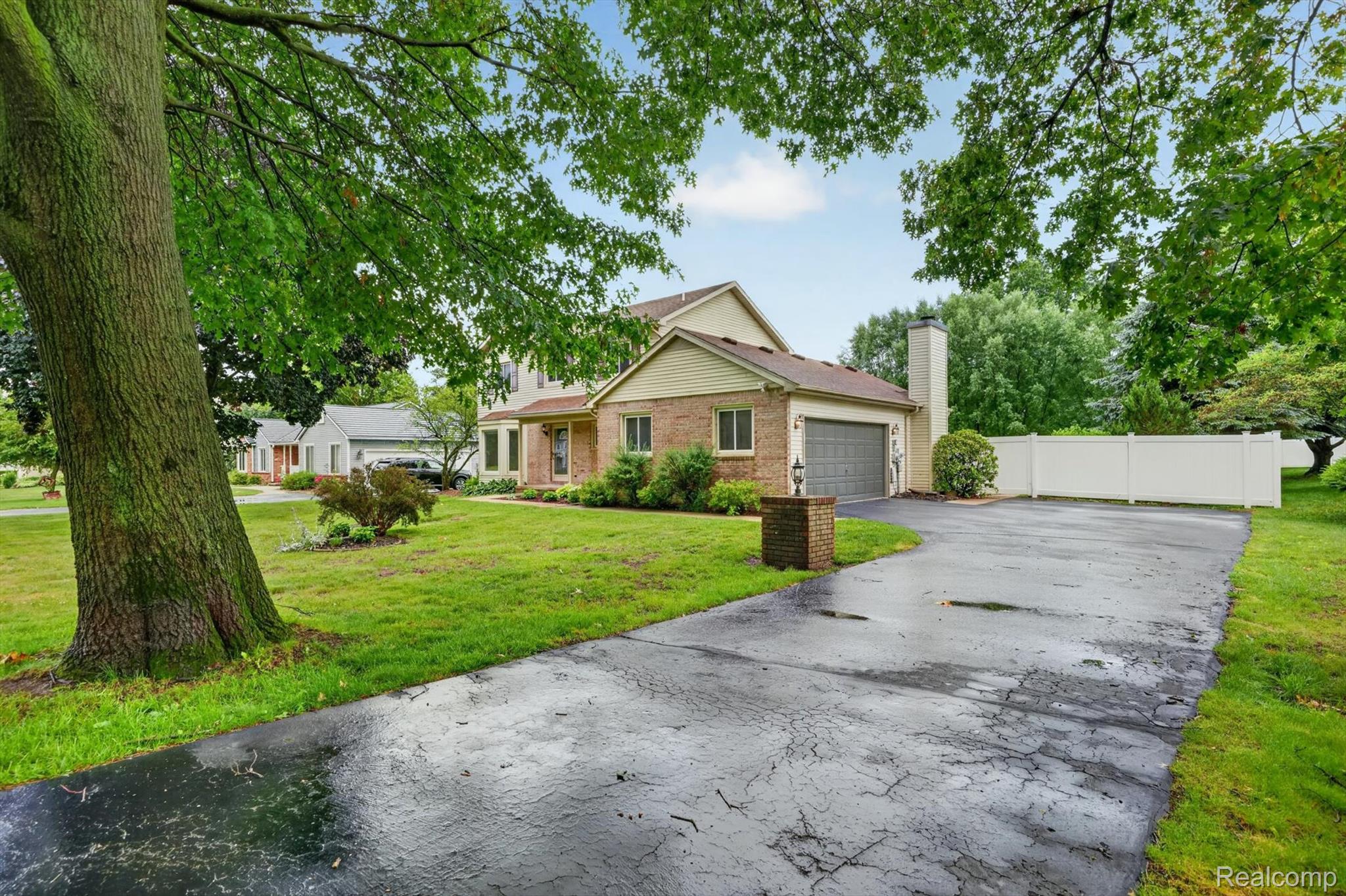 9664 Alger Drive
