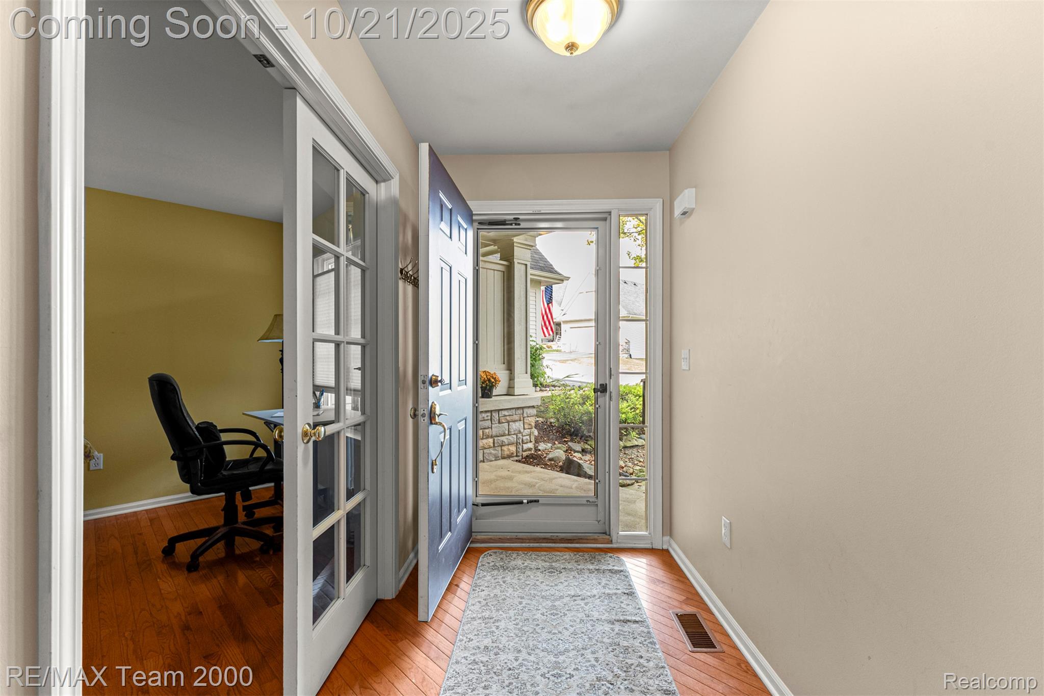 8165 Sequoia Lane