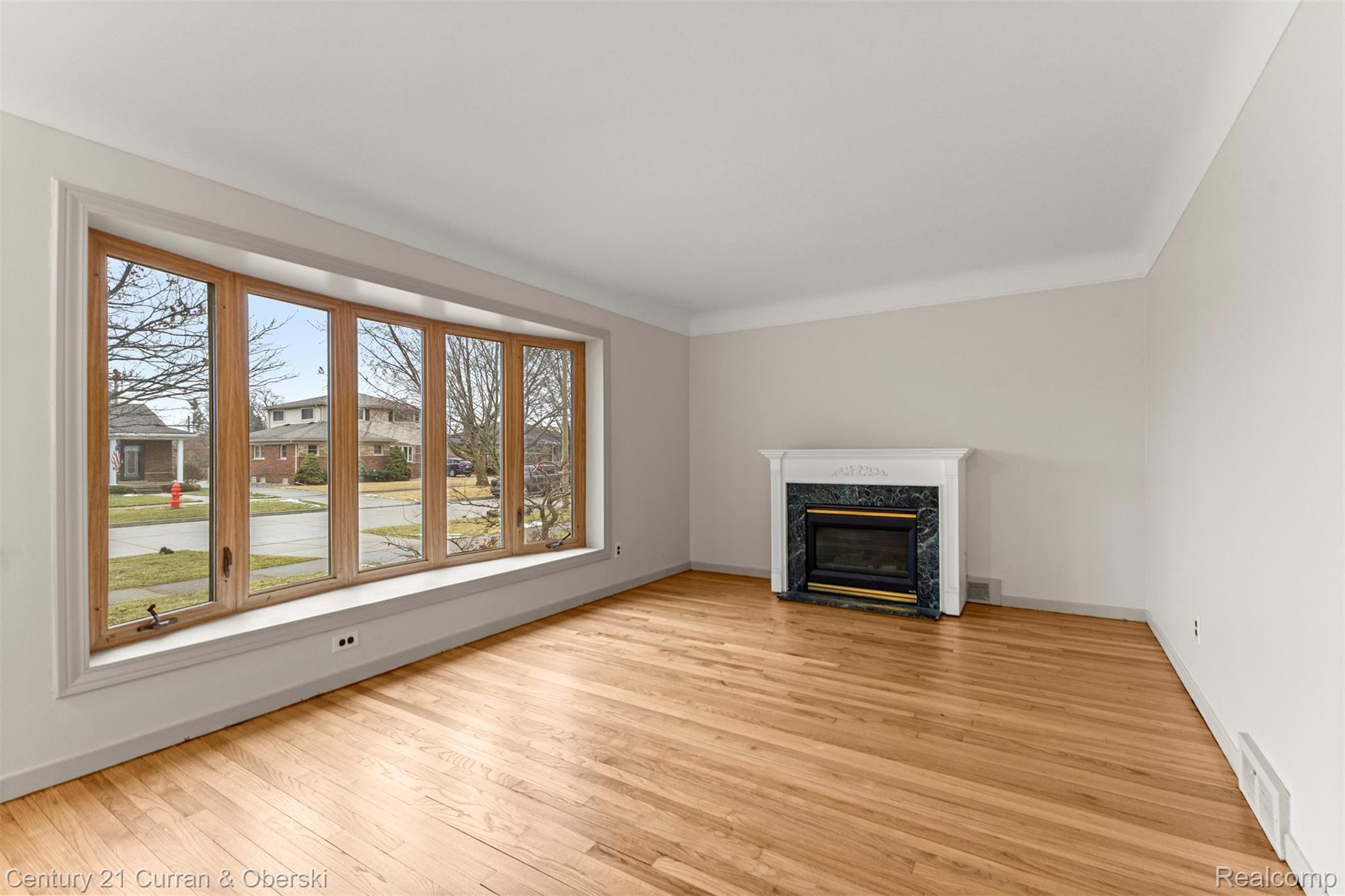 8054 Robinson Avenue