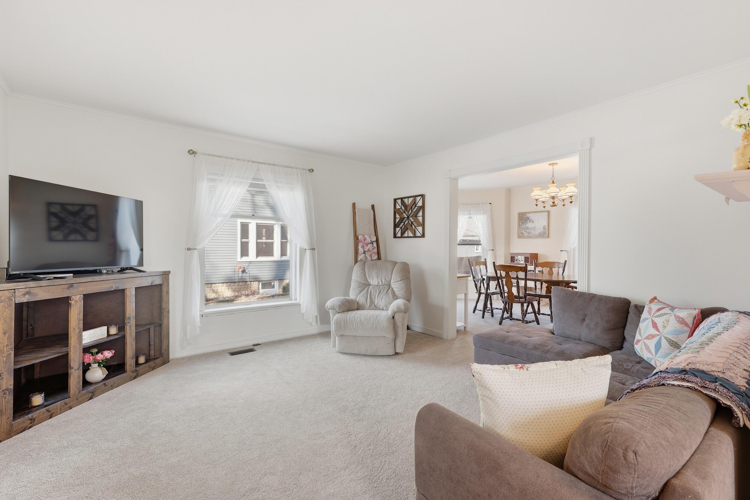 614 E Washington Street