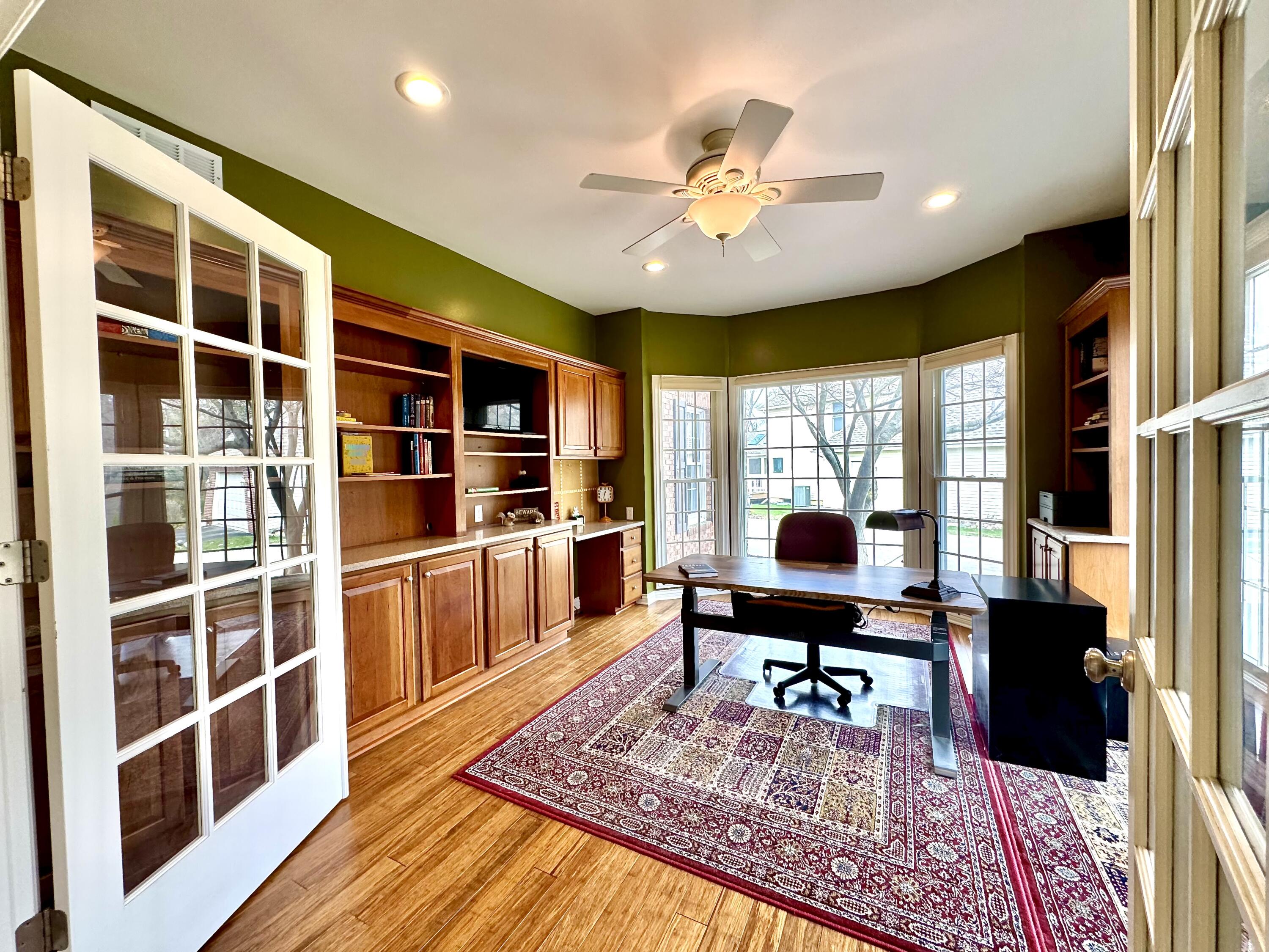 5428 Lohr Lake Drive